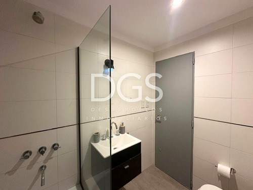 Departamento Semipiso En Alq. Temporario En Banfield, Lomas De Zamora, G.b.a. Zona Sur