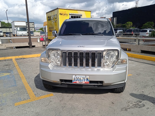 Imagen 2 de 18 de Jeep Cherokee
