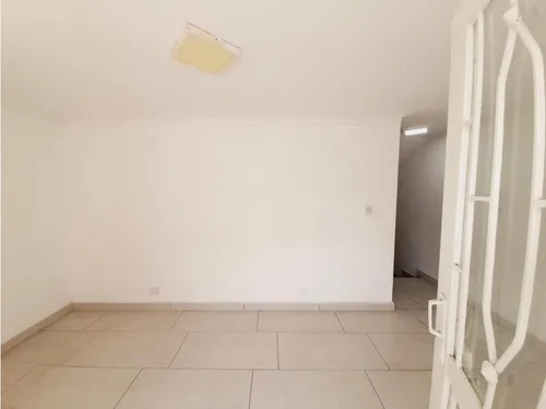Casa Laureles En Segundo piso Amplia Y Moderna