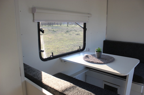Imagen 23 de 25 de Casa Rodante Modelo Americano De 5,50mt Homologada