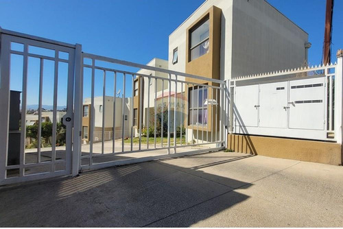 Casa Céntrica En Quilpué: Inversión Ideal 3d/2b