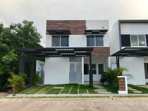 Imagen 1 de 14 de Increible Casa En Residencial Aqua By Cumbres 4 Recs 4 Baños