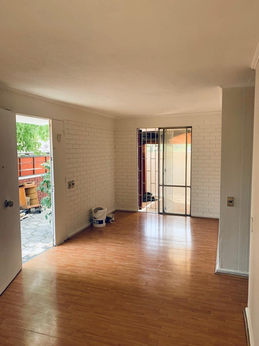 Casa Con 2do Piso Independiente Excelente Ubicación