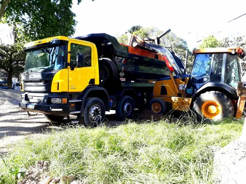 Alquiler De Camion 6x4, 8x4, Batea, Retro, Bobcat, Servicios
