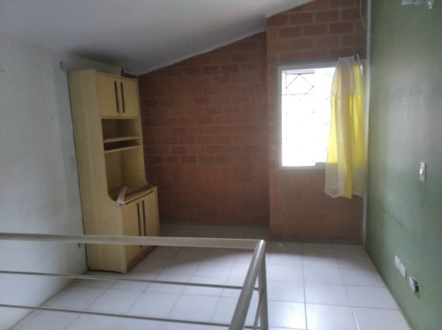 Imagen 4 de 11 de Venta De Casa En Valle De Chara. Res. Valle Hermoso