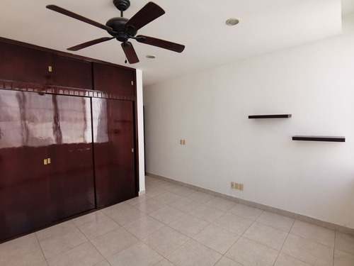 Imagen 12 de 13 de Casa En Renta En Residencial La Hacienda