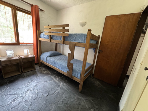 Casa En Venta En Carilo