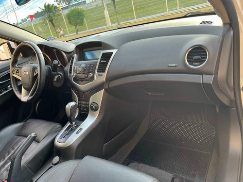 Imagem 10 de 14 de Chevrolet Cruze Lt Hb