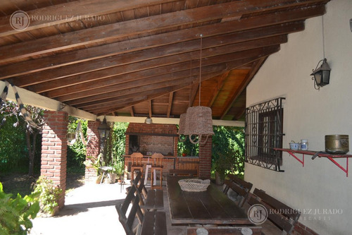 Imagen 5 de 12 de Casa Estilo Campo - Ingeniero Maschwitz- La Bota