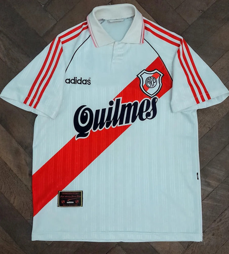 Camiseta Titular De River 1996. Talle 2