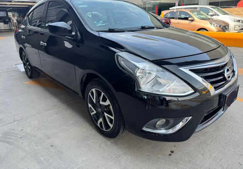 Nissan Versa Advance