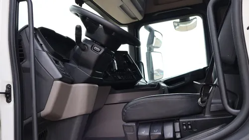 Scania P 280 Db6x2*4 2018