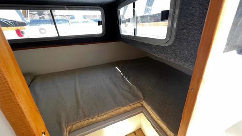 Imagen 19 de 25 de Lancha Cuddy Prinz Cabin 750 2021 Yamaha 150 Hp 4 Tiempos
