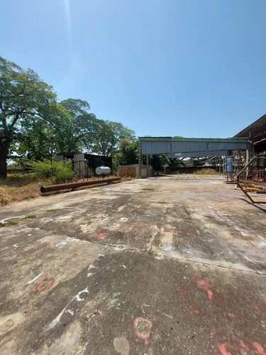Alquiler Galpón - San Joaquín (21.095 M2terreno Y 3600 M2 De Const), 1600$ Mml Solo Clientes