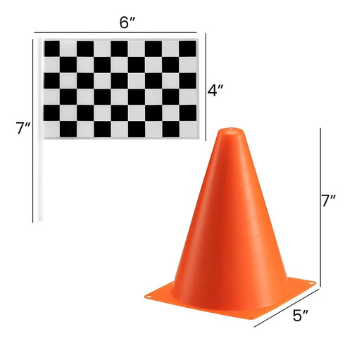 Conos De Tráfico Y Banderas A Cuadros De Carreras, 24 ...