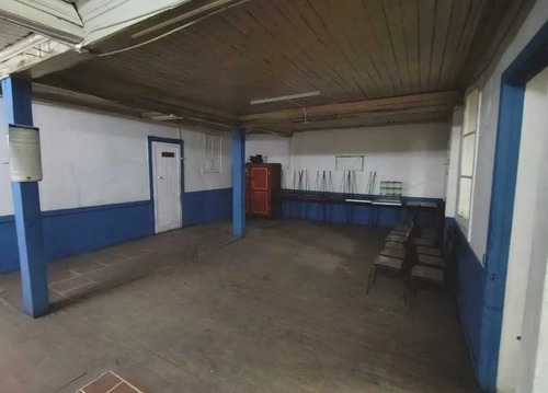 Vende Local Comercial 281/291 M2 (121286)