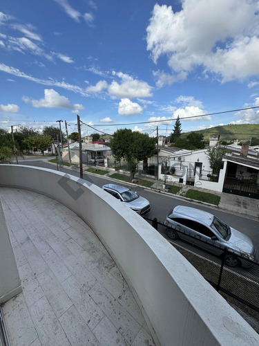 Casa En Venta En La Calera - Opciónal Se Vende Galpón
