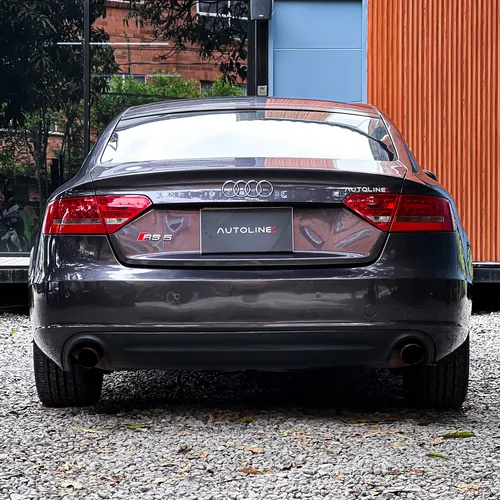Audi A5 Rs 2011