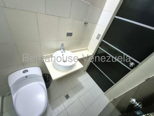 Marianny Gonzalez, Vende Townhouse En Urb Privado La Mata Cabudare
