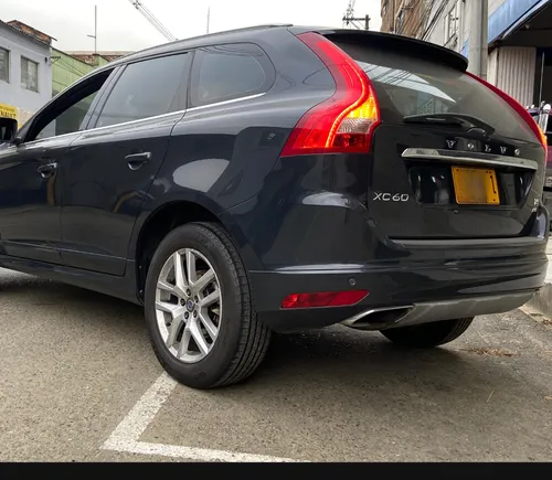 Volvo XC60 2.0 T5 Awd Summum