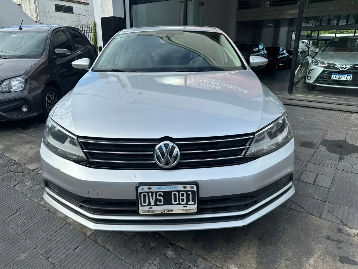 Volkswagen Vento 2.5 Advance Plus 170cv