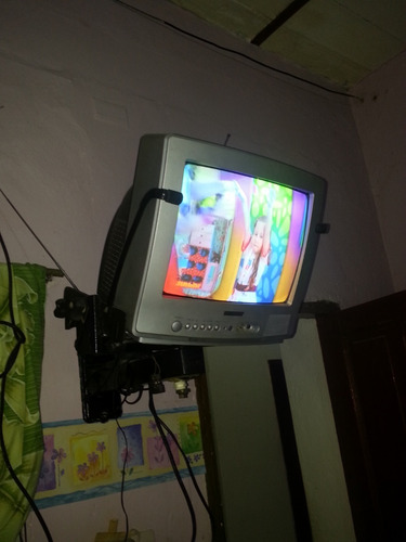 Televisor Convencional Daewoo De 14 +base Aérea Y Control