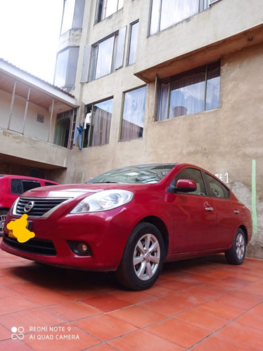 Nissan Versa 1.6 Advance