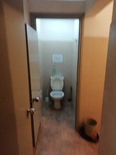 Local De 385 Metros Con 2 Baños, Vestuario Y Oficinas.!!!