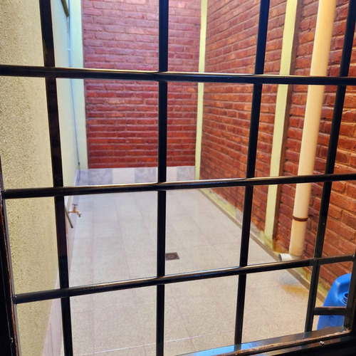 Alquiler Salón Comercial Más Depósito En Maipú Mza