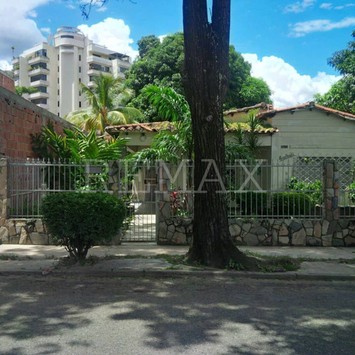 Imagen 1 de 14 de Casa Uso Comercial En Venta 430mts La Viña Alexandra Ramírez 04147041922