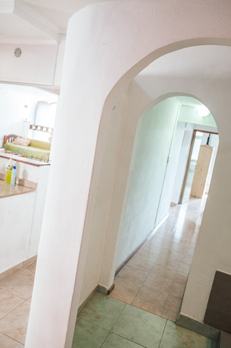 Imagen 27 de 30 de Casa Con Dpto, En Venta Dentro De Los 4 Bv.