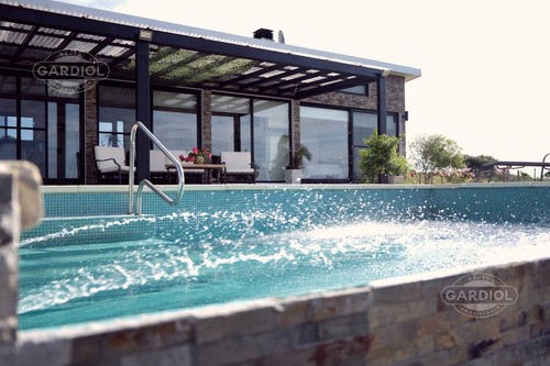 Chacra En Zona De Las Cañas Para Alquiler De Verano O Venta