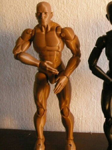 Imagen 4 de 7 de Muñeco Articulado Body Kun Maniqui 24cm Dibujo En 3d Marrón