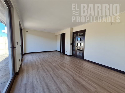 Imagen 7 de 18 de Casa En Venta De 3 Dorm. En Colina