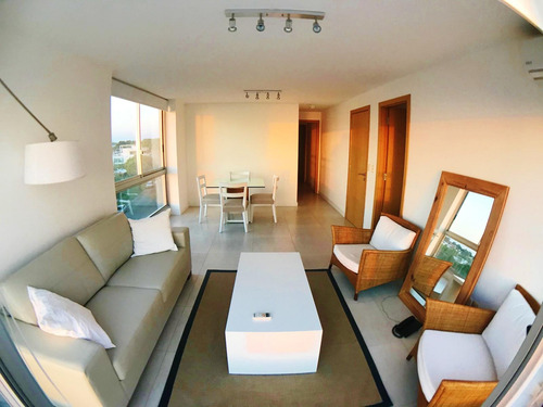 Colonia - Venta Apartamento De 2 Dormitorios Y Cochera En Rambla Costanera