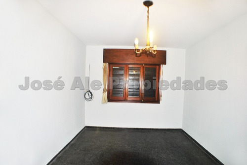 Imagen 10 de 11 de En Venta Casa De Dos Dormitorios Colonia Del Sacramento