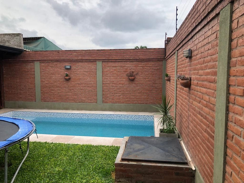 Casa En Venta En B° Cooperget