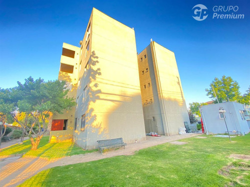 Departamento En Venta De 2d 2b 1est En Conchalí