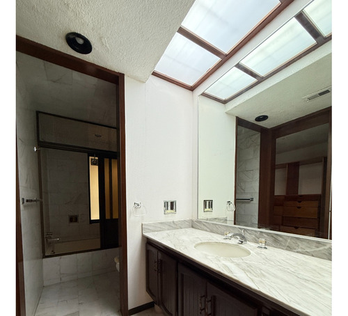 Casa En Venta En Bosque De Las Lomas