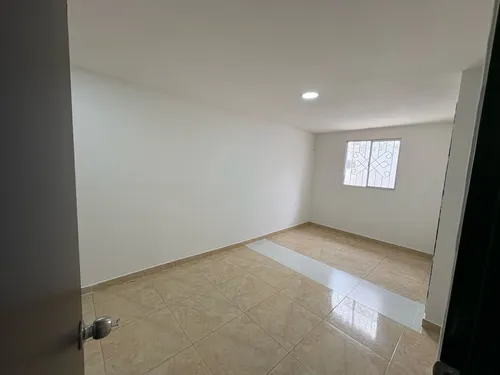 Casa En Arriendo Altos De Los Robles, Soledad