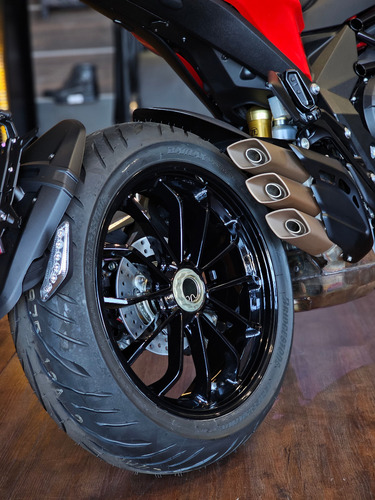 Mv Agusta - Turismo Veloce Rosso 800 No- Multistrada, Bmw