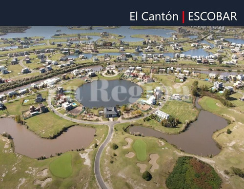 Casa  En Venta Ubicado En El Cantón Golf, El Cantón, Escobar