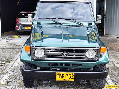 Imagen 8 de 13 de Toyota Land Cruiser 4.5 Fzj