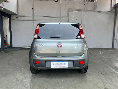 Fiat Uno 1.0 EVO VIVACE 8V FLEX 4P MANUAL