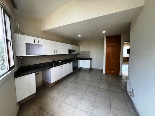 Vendo Departamento Recien Remodelado Con Terraza Col. Bosque Real , Huixquilucan, Edomex