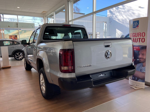 Imagen 5 de 25 de Volkswagen Amarok Comfortline 2.0l 180cv 4x2manual 2022 Sb