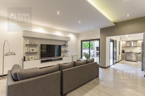 Imagen 9 de 30 de Hermosa Casa Casi A Estrenar - Lomas De Zamora Oeste