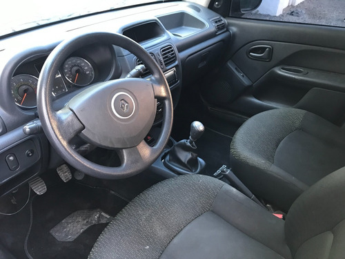Renault Clio Mio 5p Expression Pack Ii Año 2013 - Liv Motors
