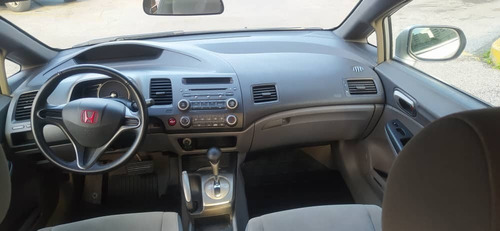 Imagen 9 de 15 de Honda Civic Emotion Automatico