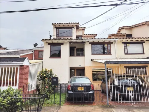 Vendo Casa Bifamiliar En Modelia Duplex